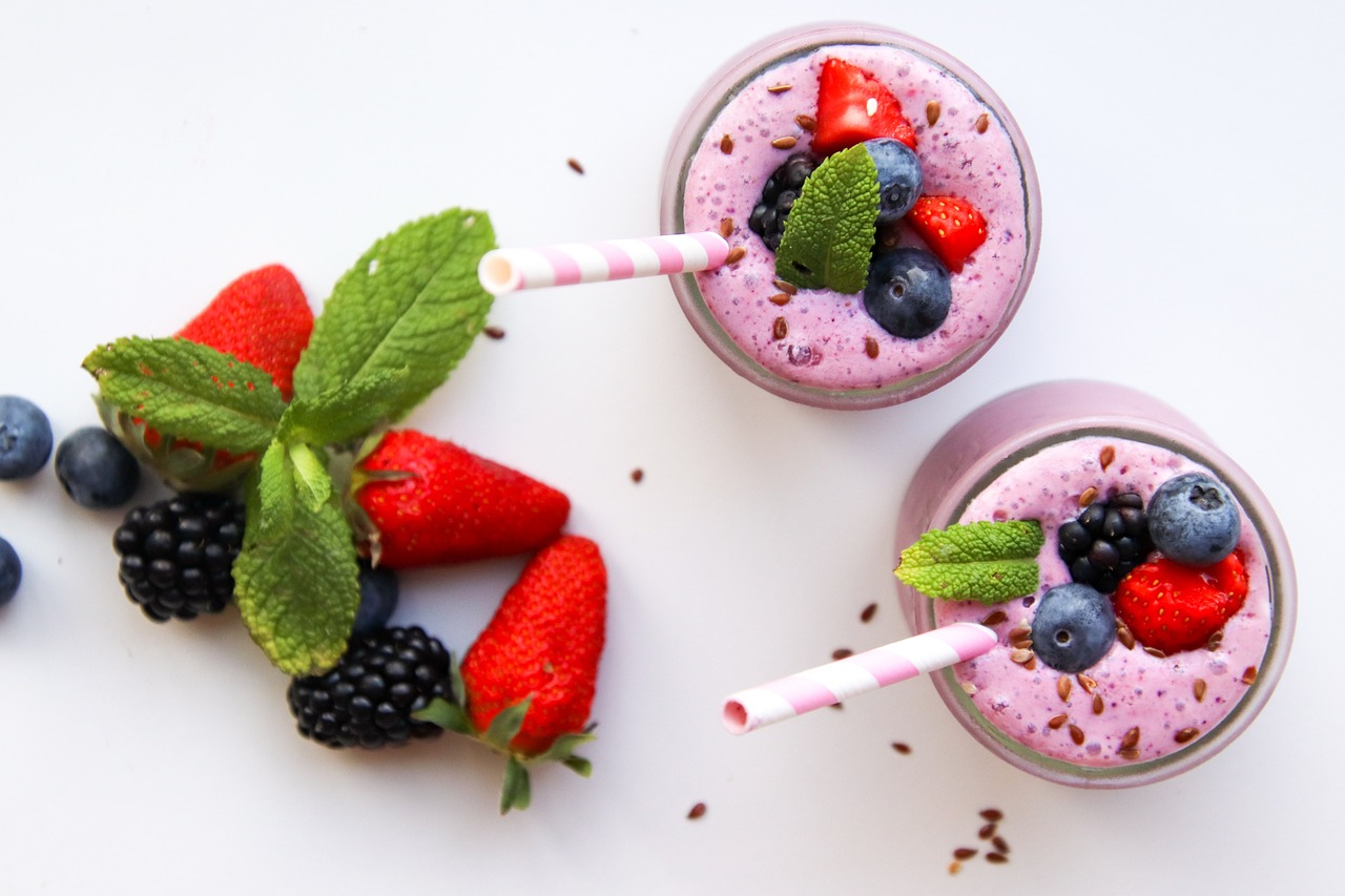 smoothie, breakfast, berries-5154443.jpg